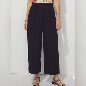 Chico's black straight gauze crop Sz 2(12)